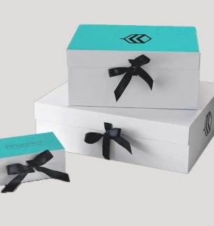 wholesale-ecommerce-gift-packaging.jpg